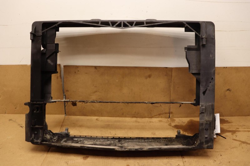 2011-2015 BMW 740I F02 3.0L RADIATOR CORE FRAME SUPPORT HOUSING PANEL OEM