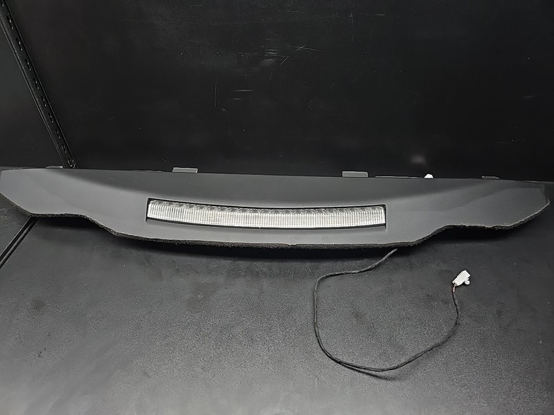 14-20 Maserati Quattroporte 2016 Rear Parcel Shelf Sunshade Blind Roller