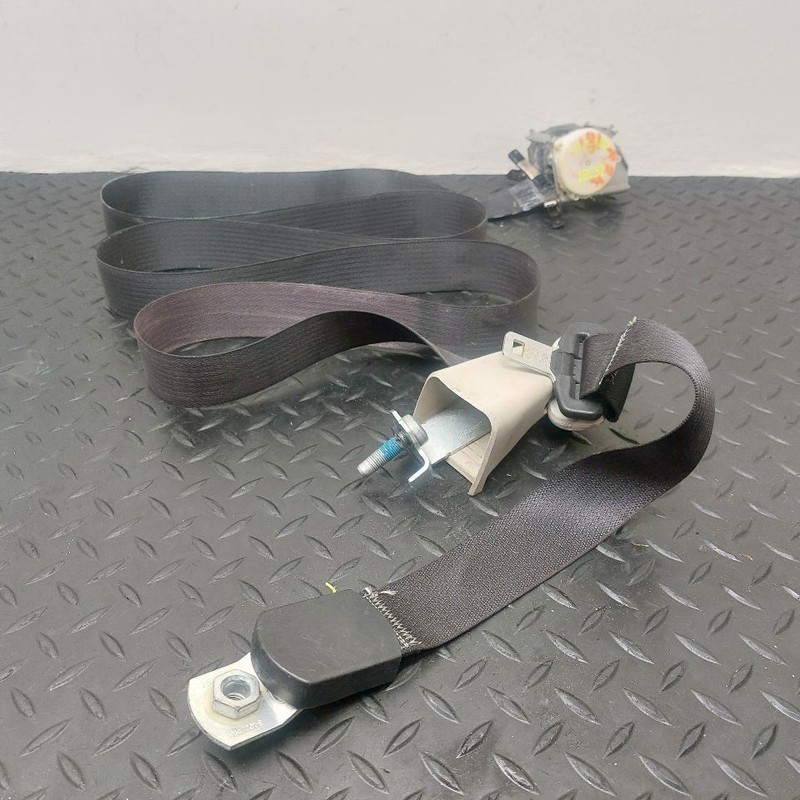 11-20 Dodge Caravan 3RD Row Right Passenger Belt Retractor Gray OEM ZV721X9AC