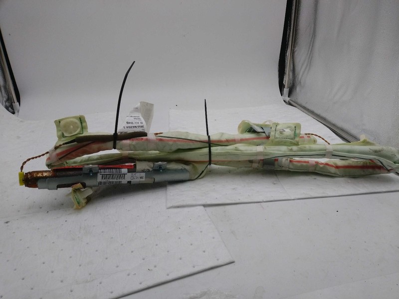 2010 Mazda 3 Right Curtain Air Bag Black 377099 127K Miles Used