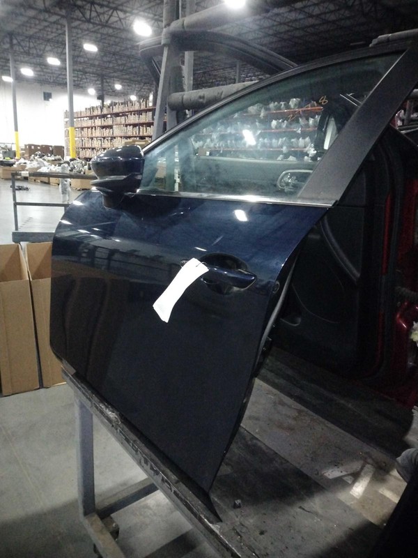2023 MAZDA 3 Left Front Door Black 4DR HTBK 684420 Used 44K Miles