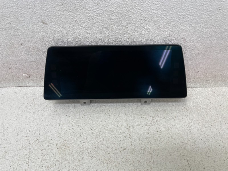 17 18 19 BMW G30 540i 530i Central Information Navi Display Screen 1401 OEM
