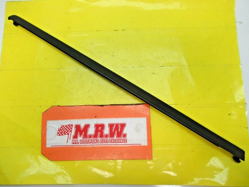 SUN ROOF SUNROOF MOLDING TRIM RIGHT SIDE OUTER R TRACK for 03 04 05 06 G35 SEDAN