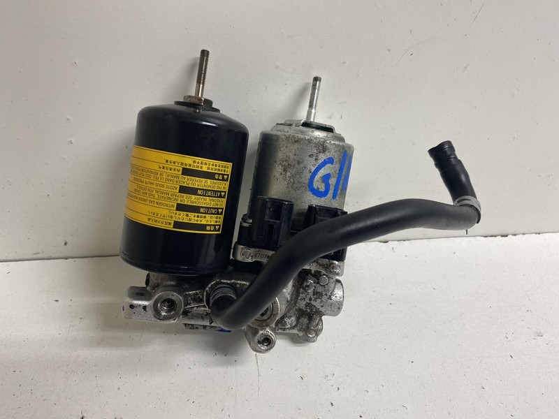 2014-2015 Toyota Prius Base 47070-47050 Power Brake Booster Pressure Source ABS