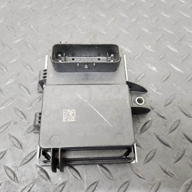 11-12 Cadillac SRX Fuel Pump Control Module OEM 20867260