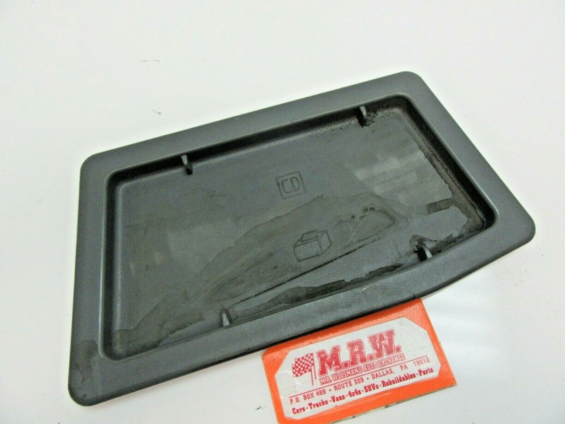 COVER CAP LEFT REAR TRUNK TRIM CD AMPLIFIER LR fits BMW 328i 330i 335i 06 07 08