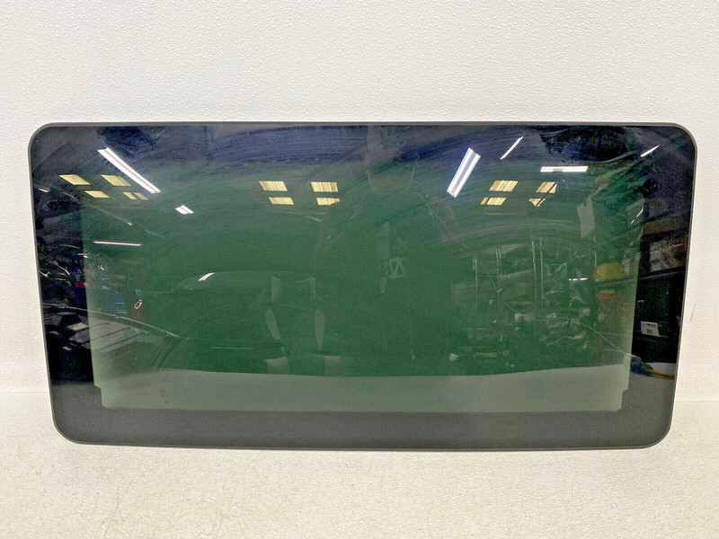 ⭐2006-2011 MERCEDES CLS55 CLS50 W219 SUNROOF SUN ROOF WINDOW GLASS PANEL LOT2398