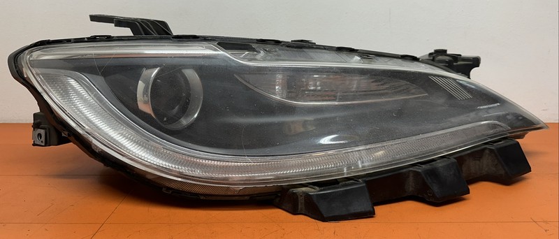 68110248AE | 2015 - 2019 CRYSLER 200 HEADLIGHT HALOGEN W/LED RIGHT HEADLAMP OEM