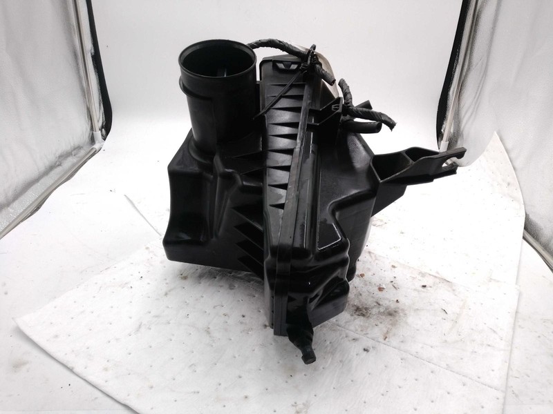 2009 Nissan Rogue Air Cleaner Assembly OEM 16500JG30A Black 68K Miles