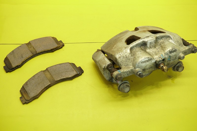 π
2018-2020 FORD F150 OEMFRONT PASSENGER SIDE BRAKE CALIPER ASSY FL3Z2B120C