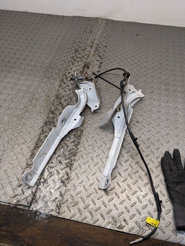 2011-2016 FORD F250 SUPER DUTY HOOD HINGE SET PAIR 1184631
