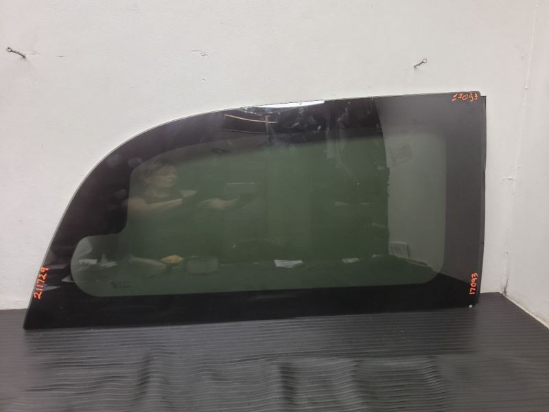 08-16 Crysler Town Country Passenger Quarter Glass Privacy Tint OEM 5109652AH