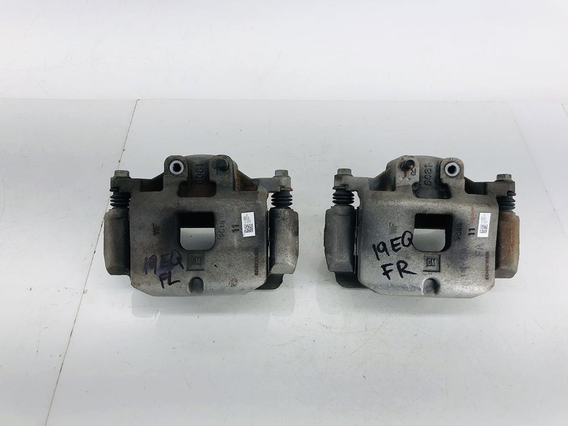 18-20 CHEVROLET EQUINOX AWD FRONT LEFT & RIGHT SIDE ABS BRAKE CALIPER SET OEM