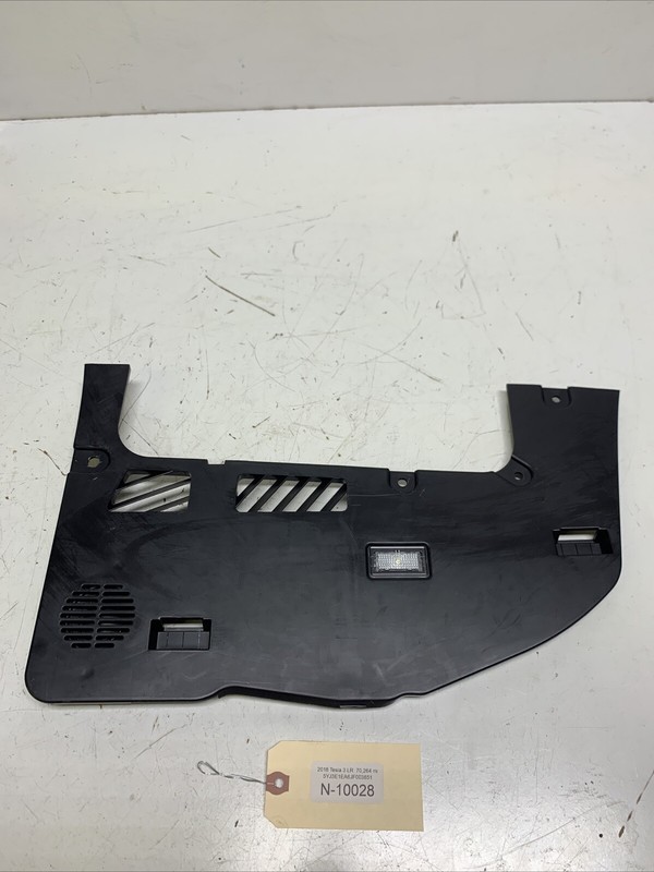 17-23 TESLA MODEL 3 UNDER DASH RIGHT SIDE LOWER COVER TRIM PANEL OEM 10028 B107