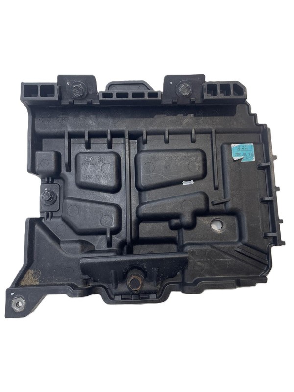 2017-2020 Hyundai Elentra SE Battery Tray With Battery Tie Down 37150-F2500 OEM