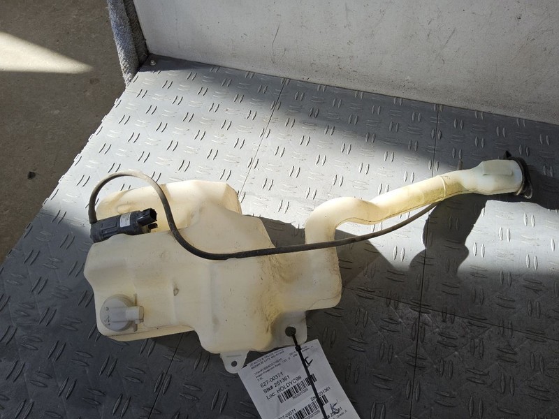 Wash Reservoir Fits 13-19 TAURUS 3581039