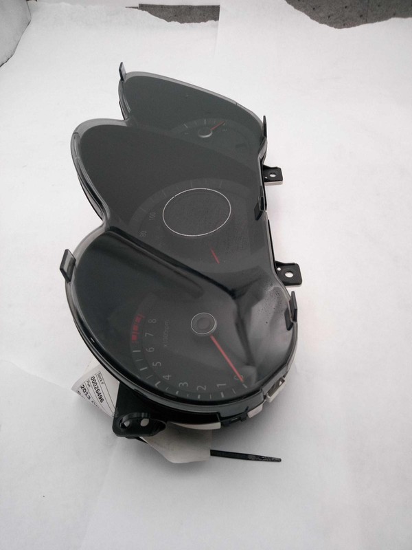 2013 KIA Optima Speedometer Gauge OEM Silver 172K Mileage NJ25-26496-680450
