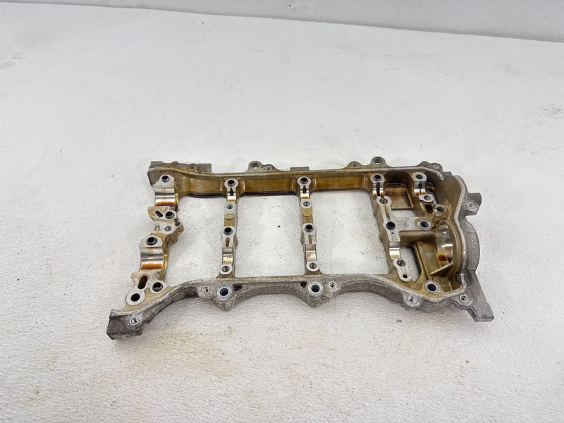 2017-20 TOYOTA SIENNA 3.5L V6 ENGINE LEFT MOTOR CAMSHAFT CAM SHAFT HOUSING OEM