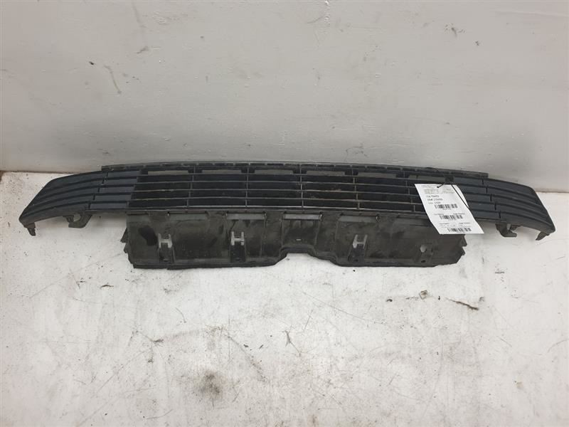 12-14 TOYOTA PRIUS V BUMPER MOUNTED LOWER GRILLE ASSEMBLY