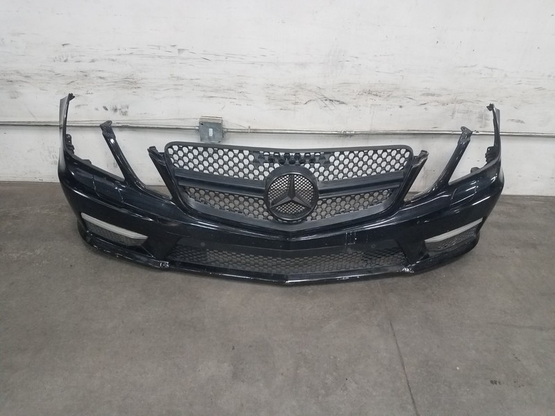 2011 Mercedes Benz AMG E 63 Front Bumper Assembly - * #7920 Z12