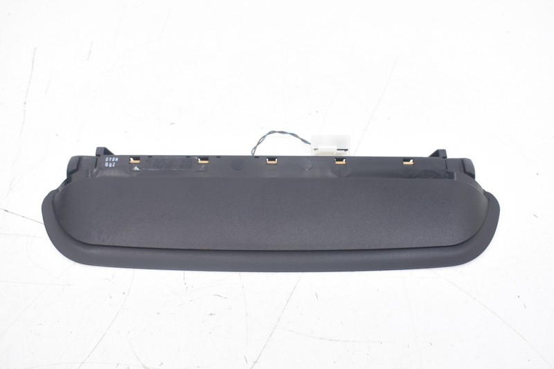 2009 BMW E90 328xi 3rd Third Brake Light Lamp OEM Black KW85