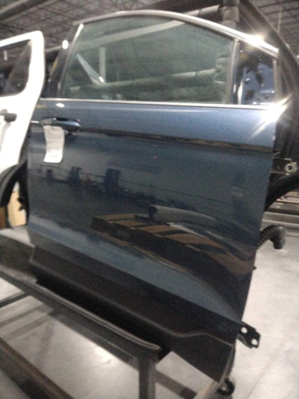 2016 Ford Edge Right Door Blue 4DR SUV Good Condition OEM Part 102251