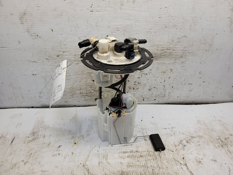 Fuel Pump Assembly Gasoline Fits 15-22 CANYON 1780377