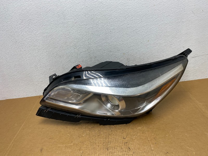 2013 to 2016 Chevrolet Malibu Left Driver Side Headlight Xenon HID Oem AD9290 DW