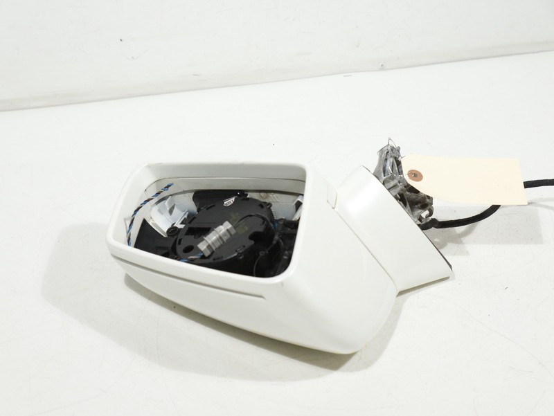 12-18 Mercedes W218 CLS500 RIGHT Side Rear View Mirror White 799 / NO Glass OEM