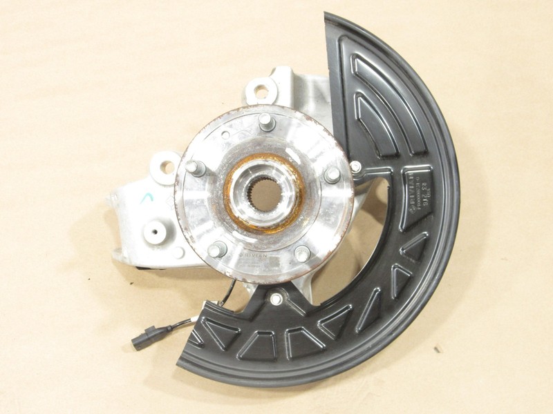 Rivian R1S 2024 Rear Left Driver Spindle Knuckle Wheel Hub Bearing 21-26 @1