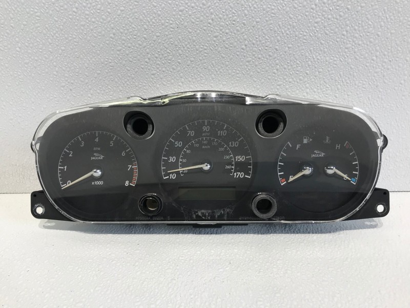 04-07 Jaguar XJ8 Speedometer Instrument Cluster Dash Panel Gauges 126,155 OEM