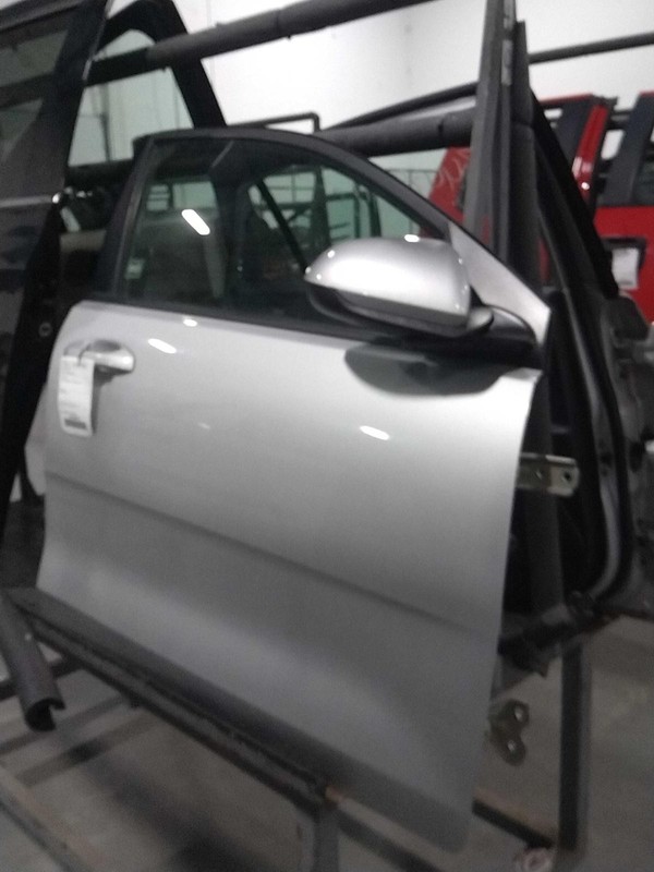 2020 KIA RIO Right Front Door Silver - Used, 99000 Miles, OEM Quality