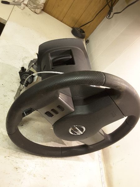 STEERING COLUMN FLOOR SHIFT TILT WITHOUT FOG LAMPS FITS 05-06 XTERRA 167375