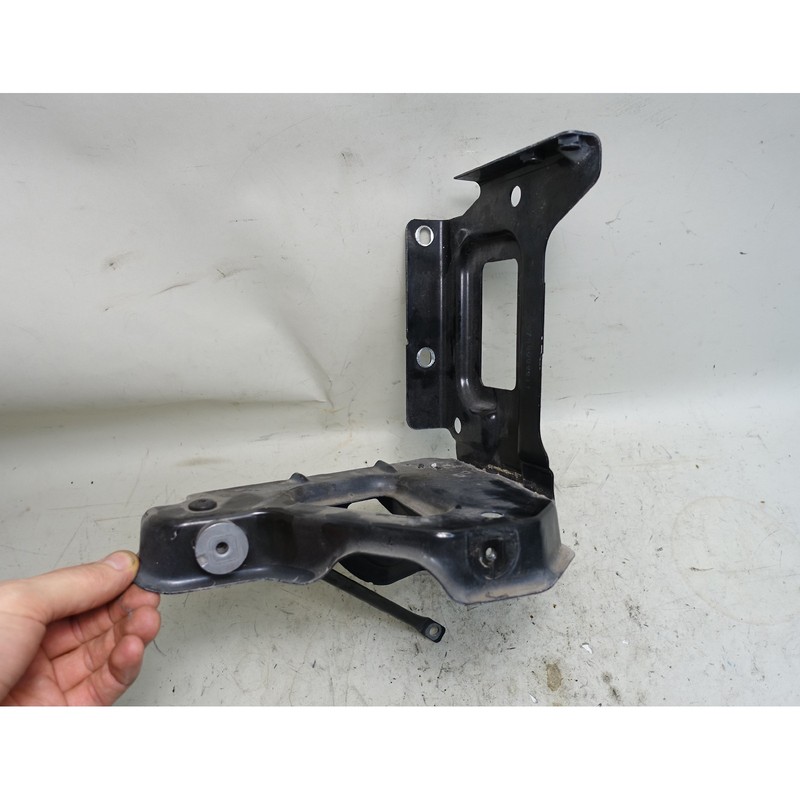 2003-2008 BMW E85 E86 Z4 Factory Right Front Headlight Bracket Mount OEM