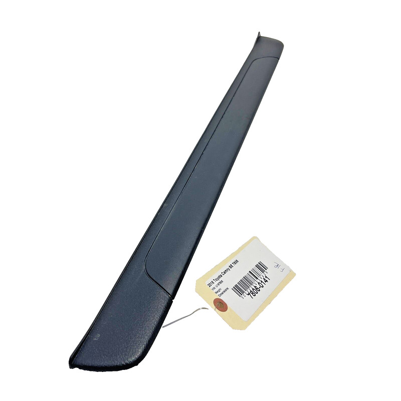 2018-2023 TOYOTA CAMRY FRONT PASSENGER SIDE DOOR SILL SCUFF PLATE TRIM COVER OEM