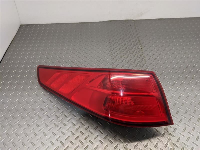 Driver Tail Light US Built Incandescent Fits 14-15 OPTIMA 1119088