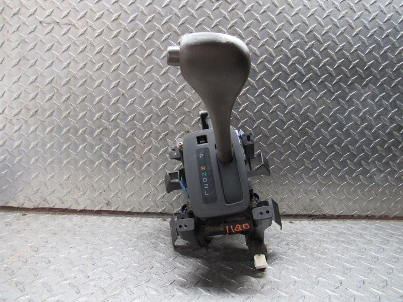2001 TOYOTA CAMRY AUTOMATIC TRANSMISSION FLOOR GEAR SHIFT SHIFTER LEVER SELECTOR