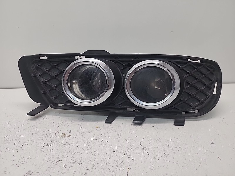 2128201056 | 10 - 13 MERCEDES E-CLASS Front Bumper Right Fog Light Grille OE SET
