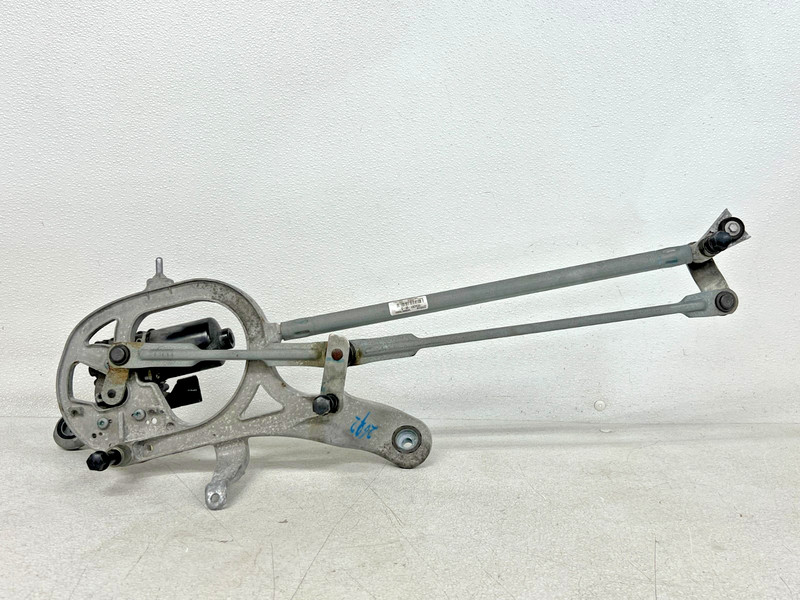 ⭐2016-2020 TESLA MODEL X FRONT WINDSHIELD WIPER LINKAGE W/ MOTOR OEM LOT2692