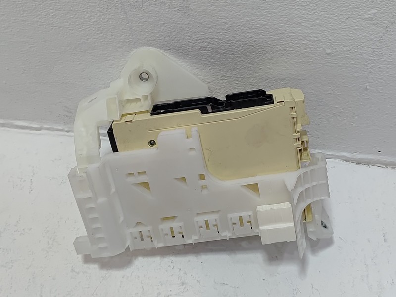 TOYOTA CAMRY MULTIPLEX FUSE RELAY JUNCTION BLOCK MODULE OEM 2019 - 2024