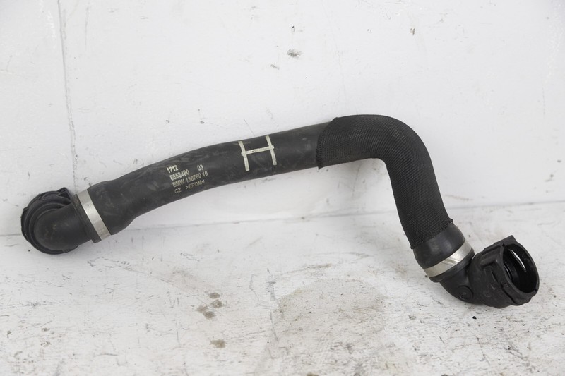 BMW F44 2020-2021 228i Coolant Hose Pipe Line OEM 8658480 Used - Direct Fit