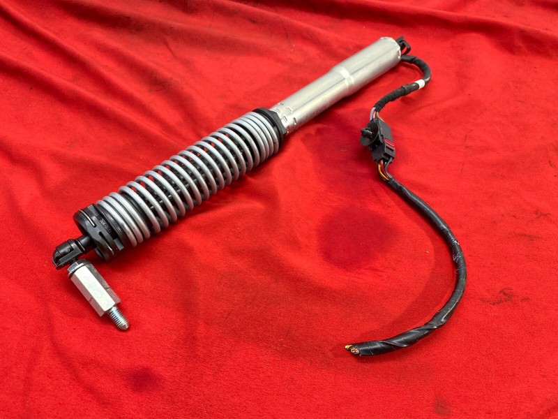 14-21 Maserati Quattroporte Rear Trunk Lid Power Lift Strut Shock Actuator OEM✅