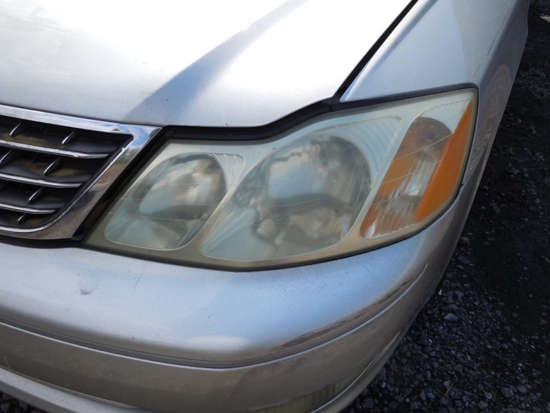 2000-2004 Toyota Avalon Halogen Headlight Driver Left LH