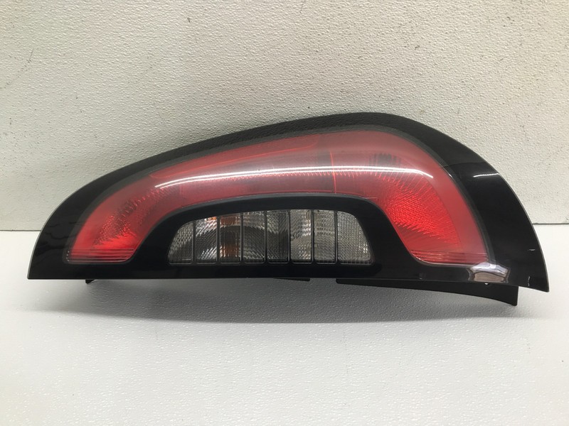 14-19 Kia Soul OEM Right RH Passenger Tail Light Taillight Lamp Assembly OEM
