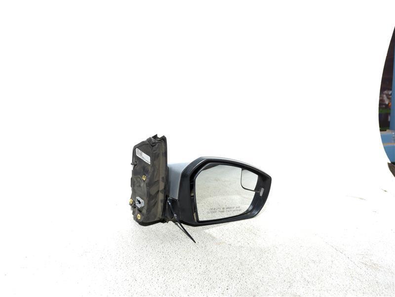 2018 Ford Escape RH Silver Door Mirror Assembly OEM 630931 31K Miles