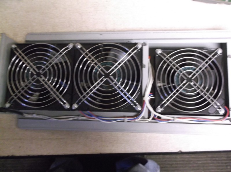 HP Hewlett Packard EBM Cooling Fan Assembly EE3W-048-127-01 002-002216-000