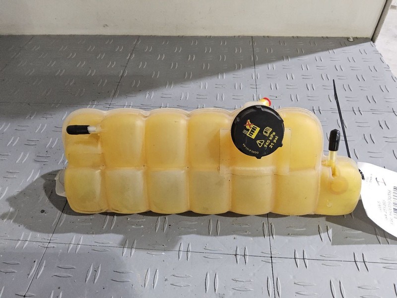Coolant Reservoir Fits 15-25 FORD F150 PICKUP 3570437