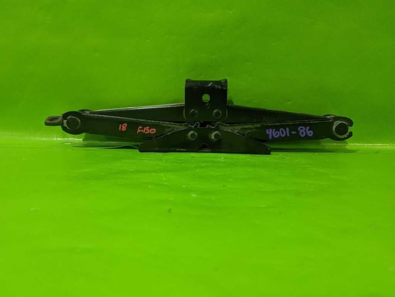 15-20 FORD F150 FACTORY SCISSOR JACK OEM 4601-86