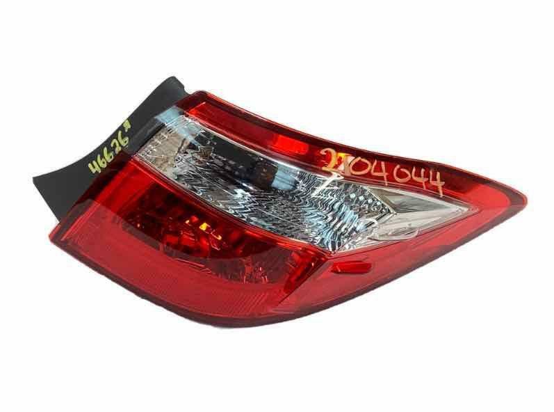 Toyota Corolla tail light 2014 2016 right passenger side assy OEM 8155002750