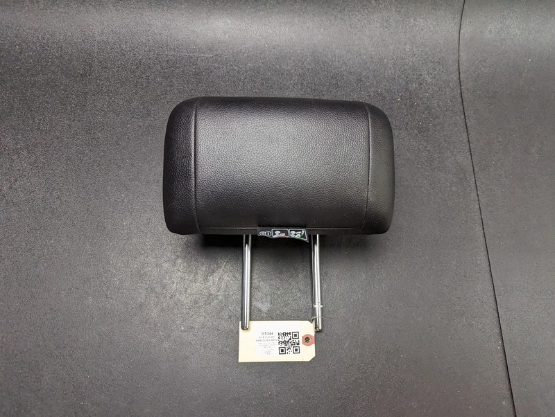 Rear Seat Center Headrest 2018 Mercedes CLA250 2014 2015 2016 2017 2019